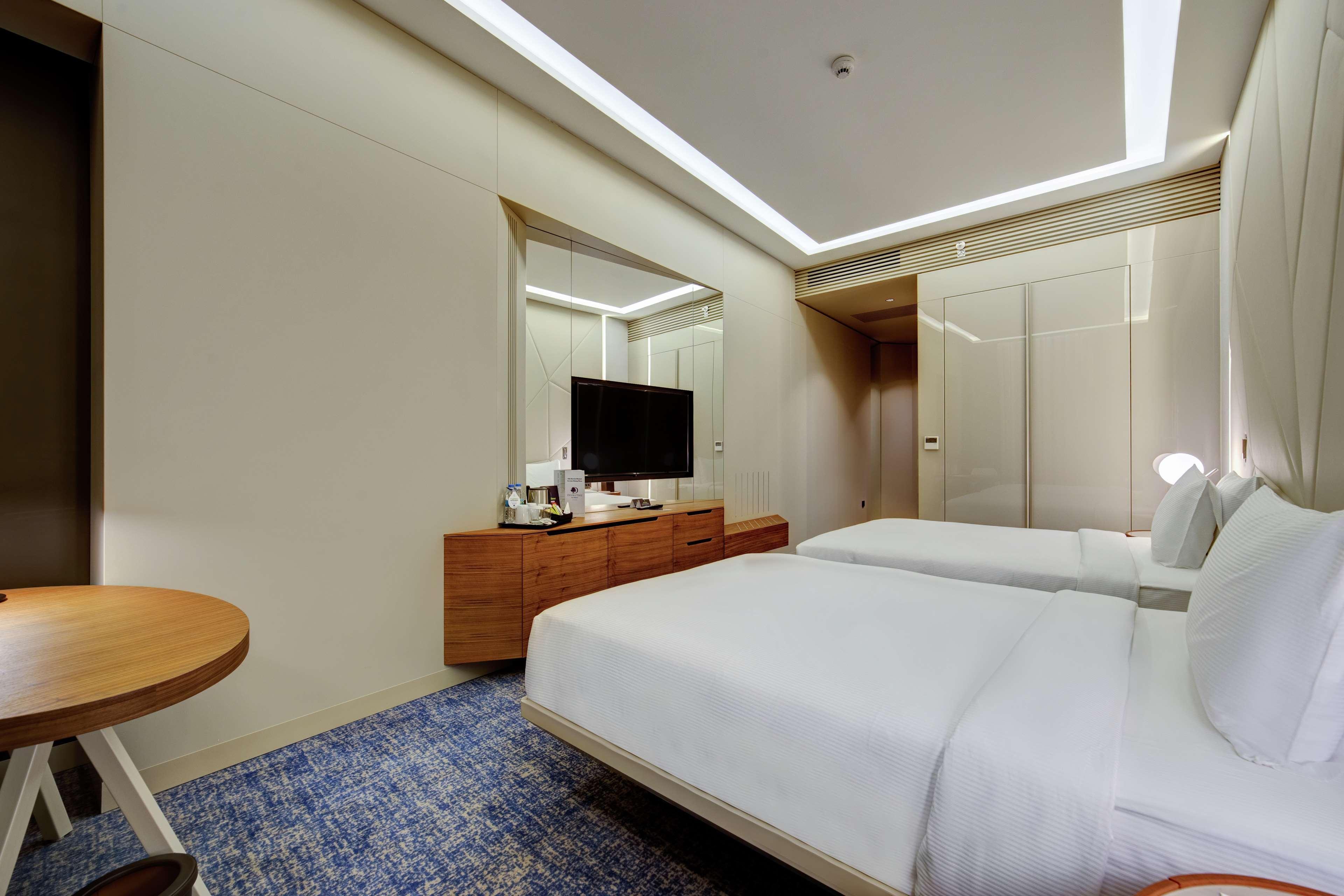 Doubletree By Hilton Adana Hotel Ngoại thất bức ảnh