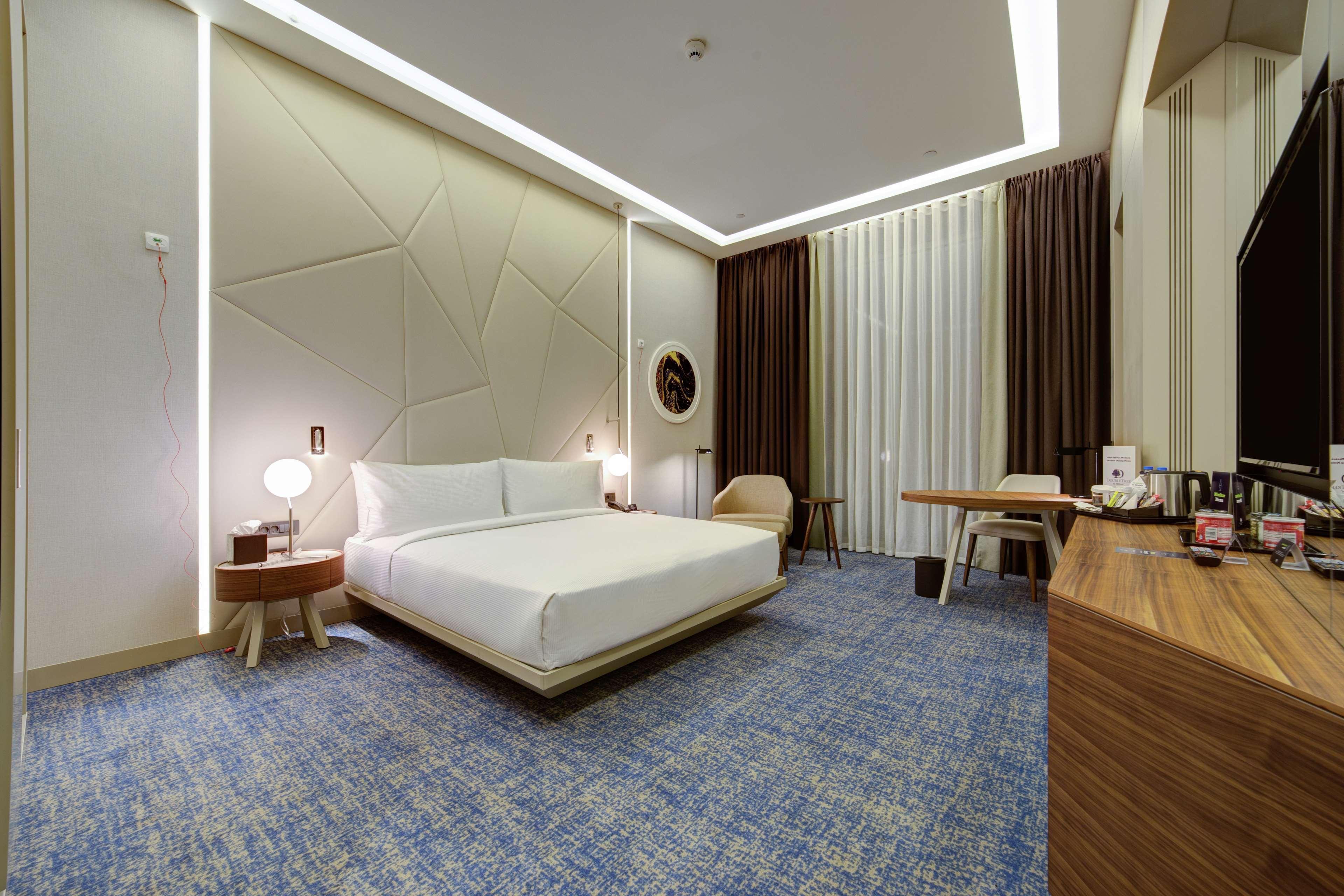 Doubletree By Hilton Adana Hotel Ngoại thất bức ảnh