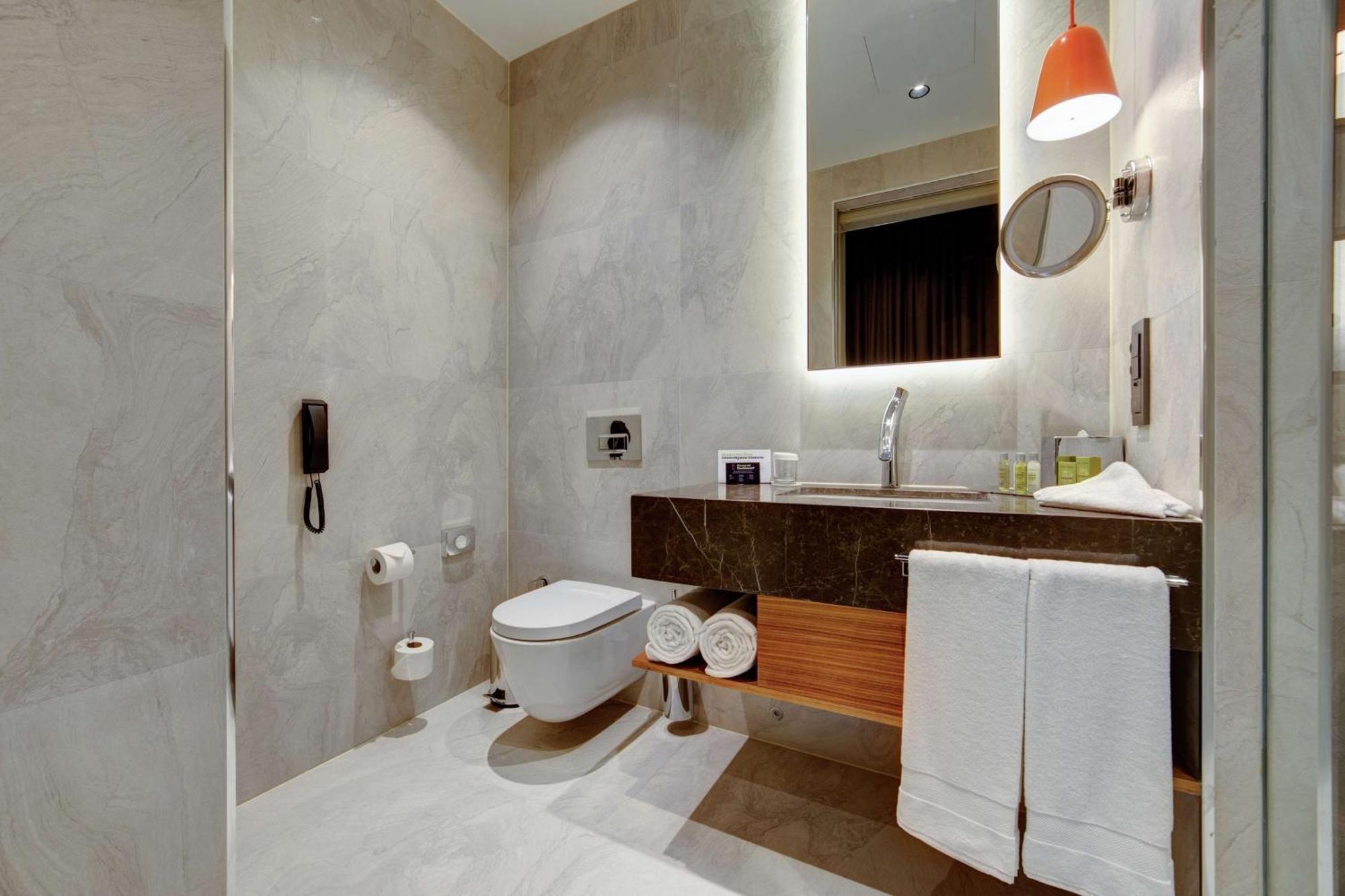 Doubletree By Hilton Adana Hotel Ngoại thất bức ảnh