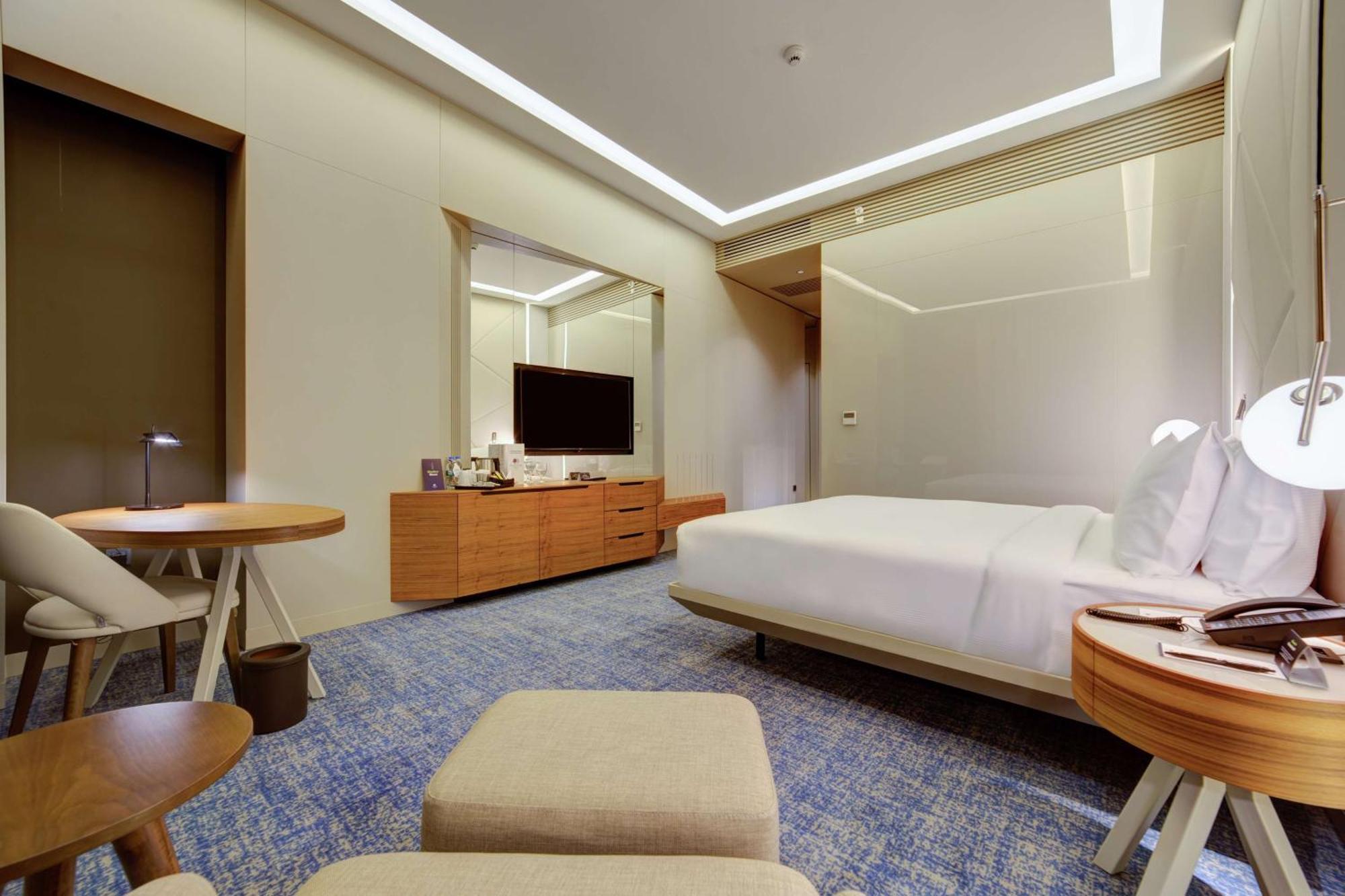 Doubletree By Hilton Adana Hotel Ngoại thất bức ảnh