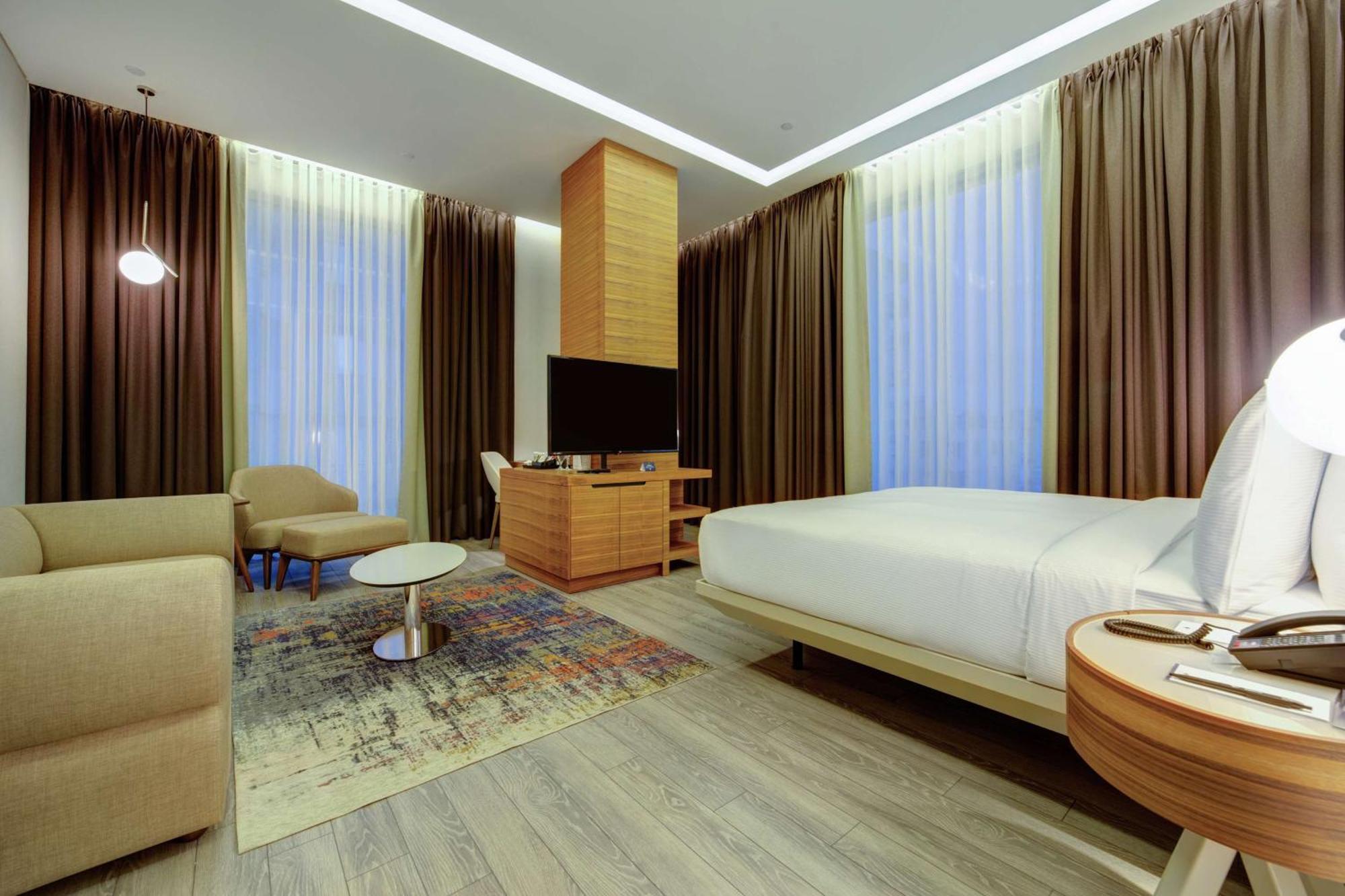 Doubletree By Hilton Adana Hotel Ngoại thất bức ảnh