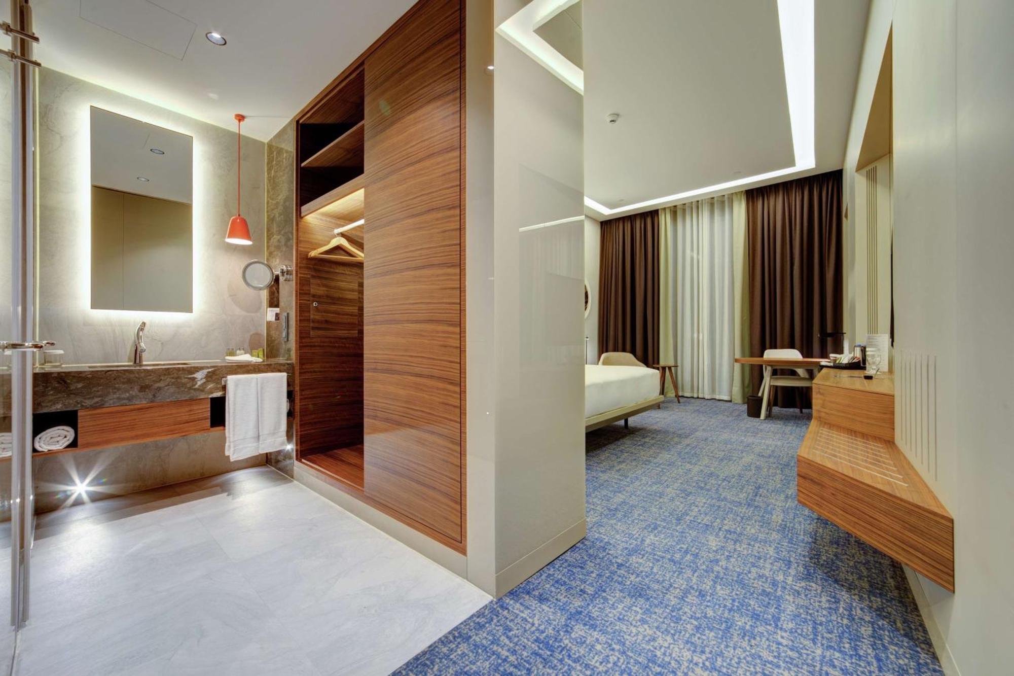 Doubletree By Hilton Adana Hotel Ngoại thất bức ảnh