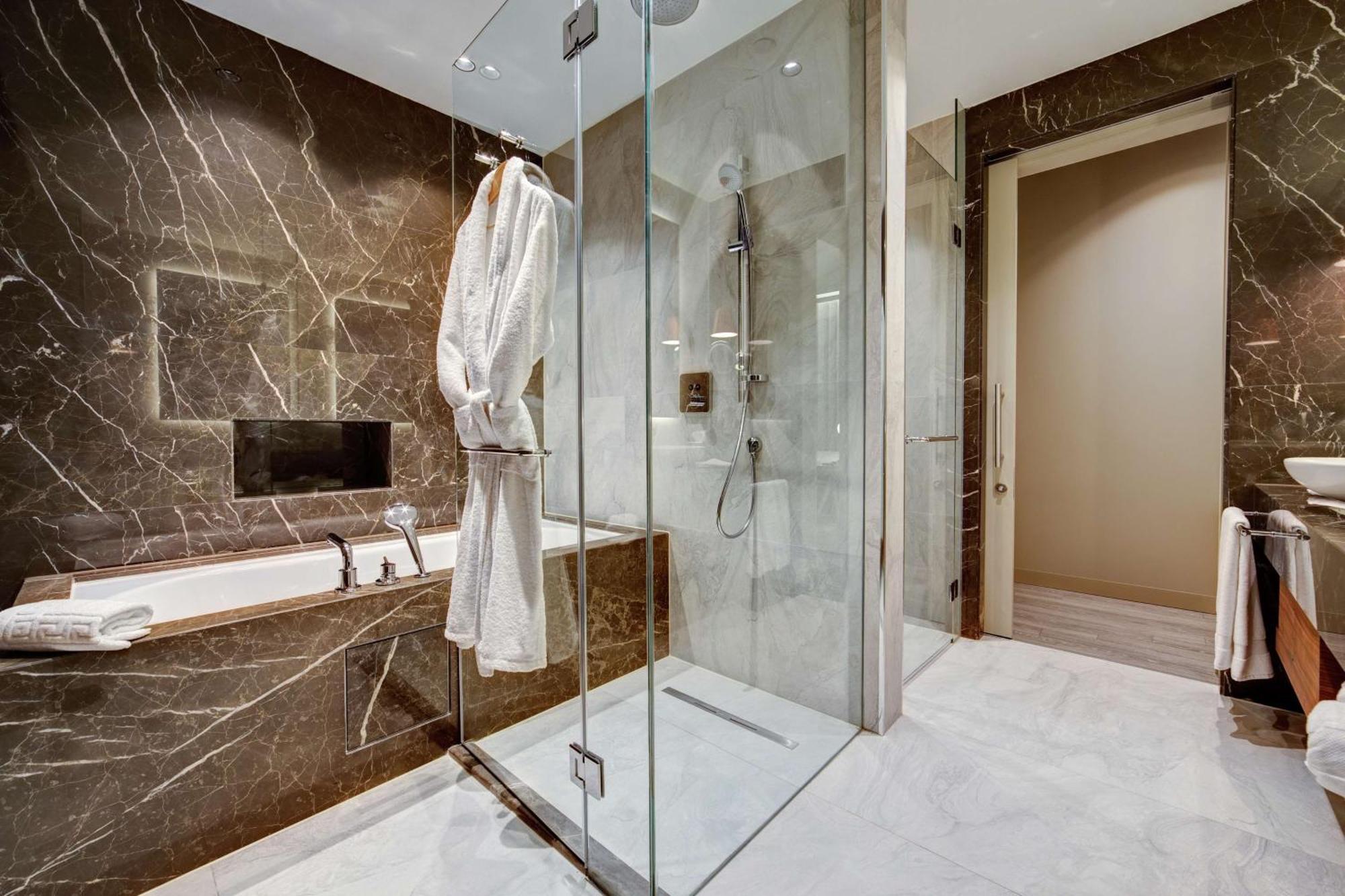 Doubletree By Hilton Adana Hotel Ngoại thất bức ảnh