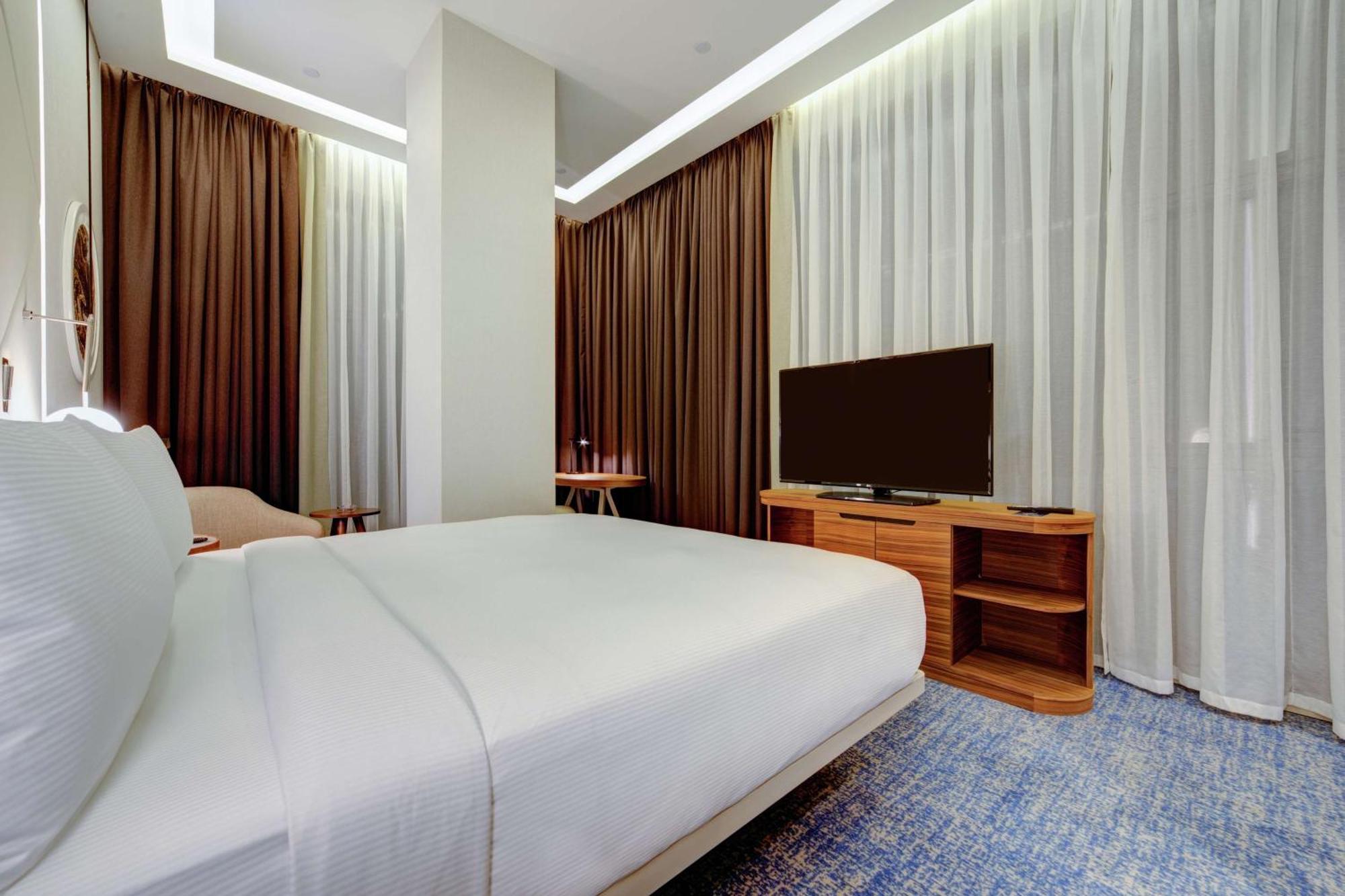 Doubletree By Hilton Adana Hotel Ngoại thất bức ảnh